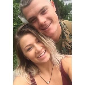 Meet your Posher, Michaela